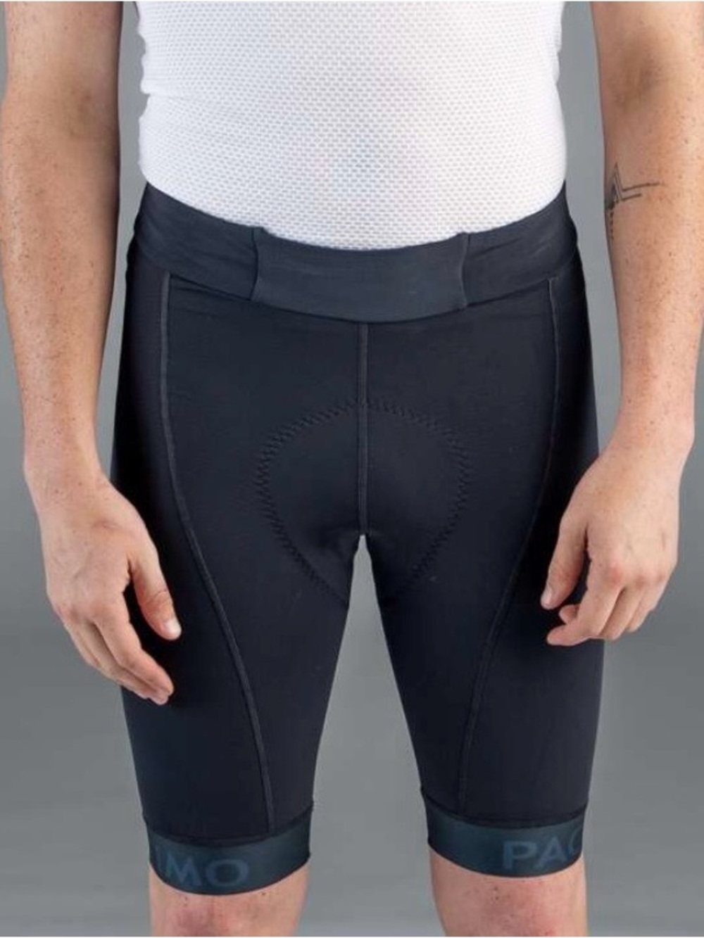 Pactimo Summit Stratos Mens Medium 12-Hour Chamois Cycling Shorts MSRP $165